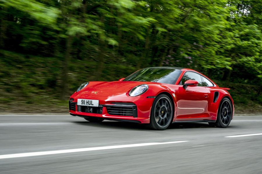 Porsche 911 Turbo S (992) 2020 года  (UK) (фото 3 из 42)